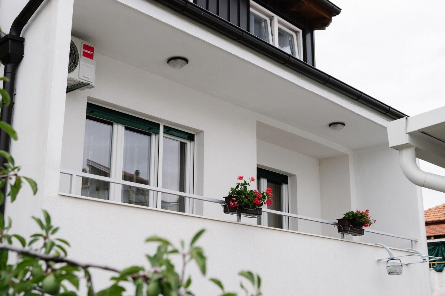 Apartments Petri - Close To The Sea Tisno Exterior foto