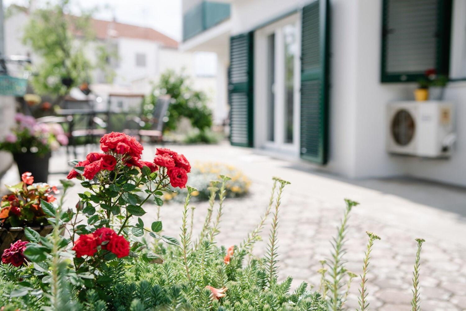 Apartments Petri - Close To The Sea Tisno Exterior foto